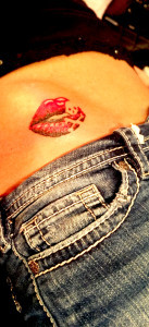 kiss tattoo lips tatto